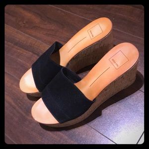 Dolce Vita sz 10, black platform slides